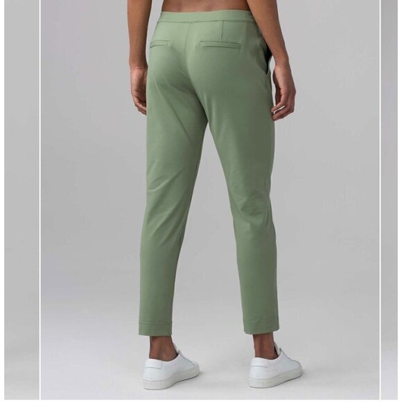 ❤️ Lululemon stretchy pants in forest green Size 6 G50 - Picture 3 of 15